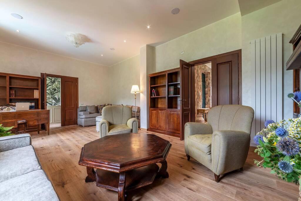 Villa Gina Umbria Luxury Retreat SantʼAnatolia di Narco Exterior foto